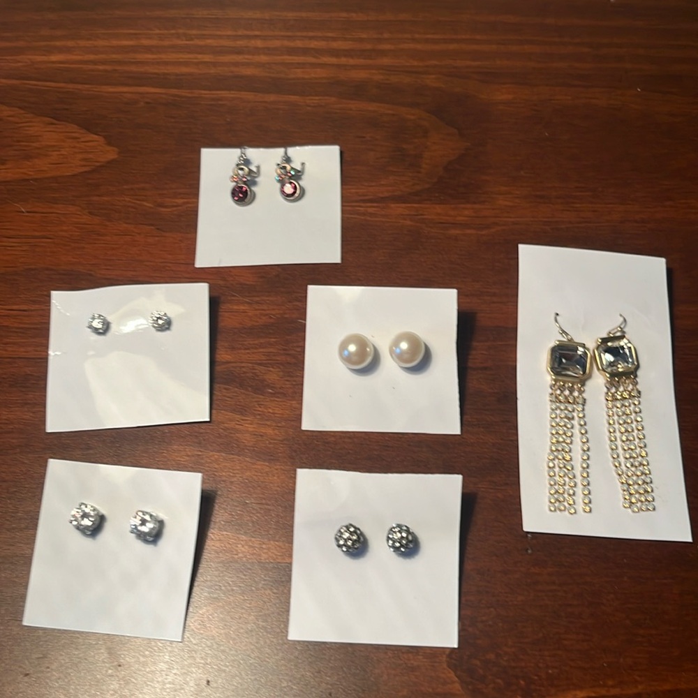 Earring lot for sale miscellaneous brands
